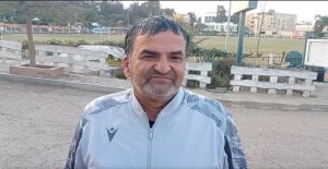 عادل منصور المدرب العام